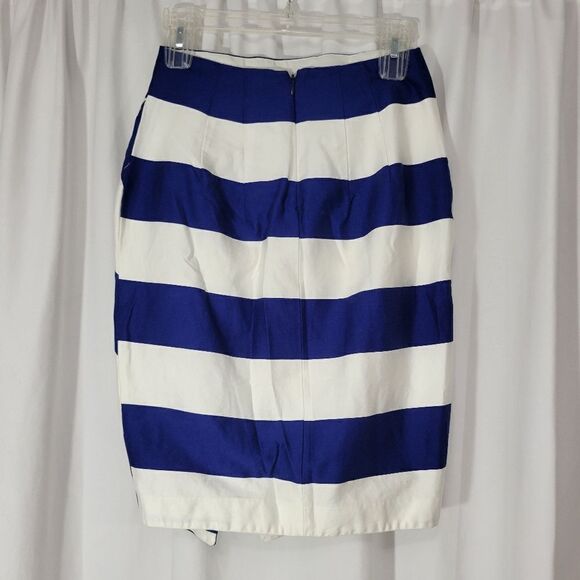 Express Asymmetrical Striped Pencil Skirt With Zipper - Picture 4 of 11
